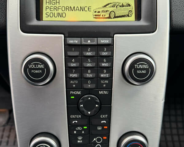 Серый Вольво В50, объемом двигателя 2 л и пробегом 225 тыс. км за 9999 $, фото 38 на Automoto.ua