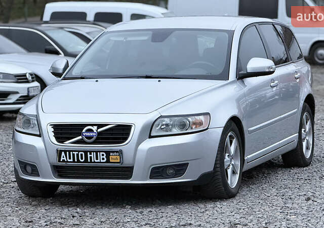 Сірий Вольво V50, об'ємом двигуна 1.56 л та пробігом 240 тис. км за 7900 $, фото 4 на Automoto.ua