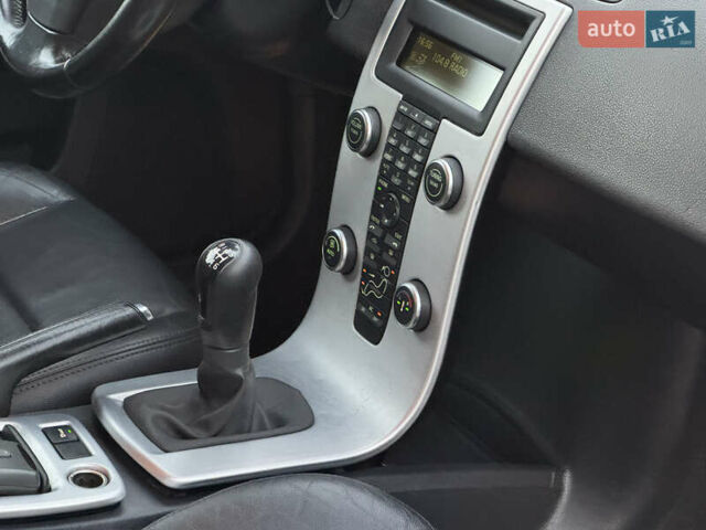 Серый Вольво В50, объемом двигателя 1.6 л и пробегом 218 тыс. км за 8500 $, фото 81 на Automoto.ua