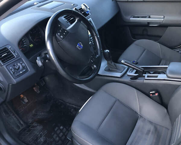 Сірий Вольво V50, об'ємом двигуна 1.6 л та пробігом 300 тис. км за 8500 $, фото 9 на Automoto.ua