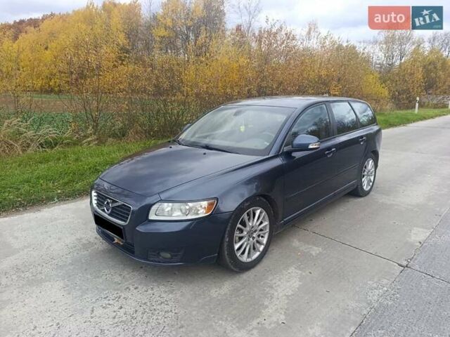 Сірий Вольво V50, об'ємом двигуна 1.6 л та пробігом 296 тис. км за 7100 $, фото 2 на Automoto.ua