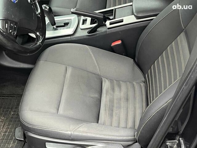 Сірий Вольво V50, об'ємом двигуна 2 л та пробігом 240 тис. км за 9690 $, фото 17 на Automoto.ua