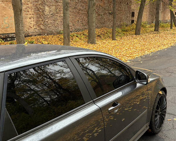 Серый Вольво В50, объемом двигателя 1.98 л и пробегом 248 тыс. км за 11800 $, фото 20 на Automoto.ua