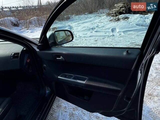 Сірий Вольво V50, об'ємом двигуна 1.6 л та пробігом 244 тис. км за 8000 $, фото 39 на Automoto.ua