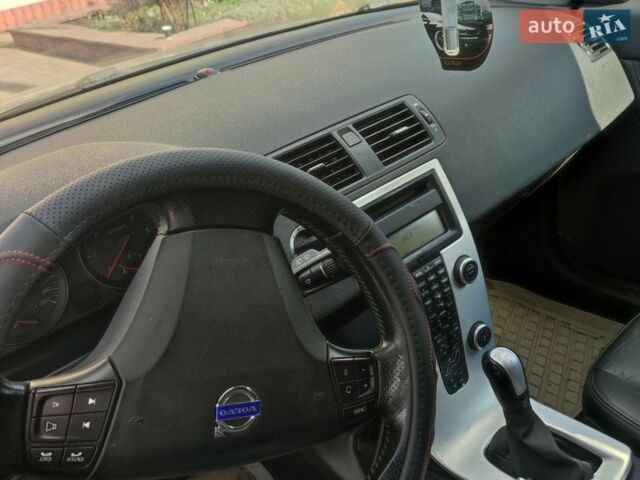 Серый Вольво В50, объемом двигателя 1.56 л и пробегом 230 тыс. км за 7600 $, фото 14 на Automoto.ua