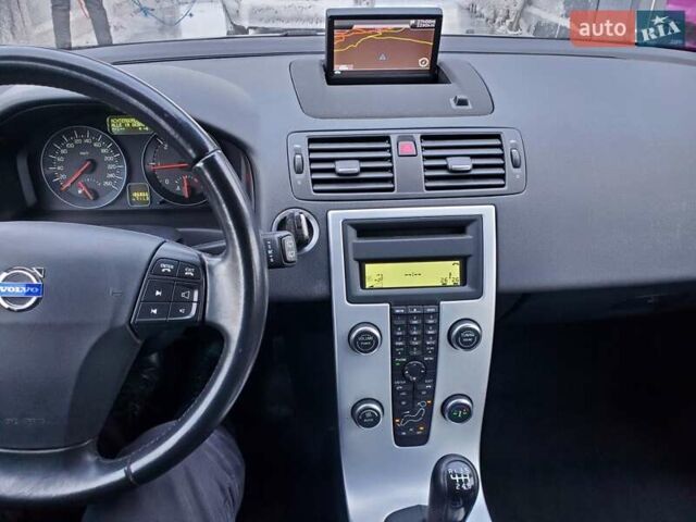 Сірий Вольво V50, об'ємом двигуна 1.6 л та пробігом 186 тис. км за 7800 $, фото 59 на Automoto.ua