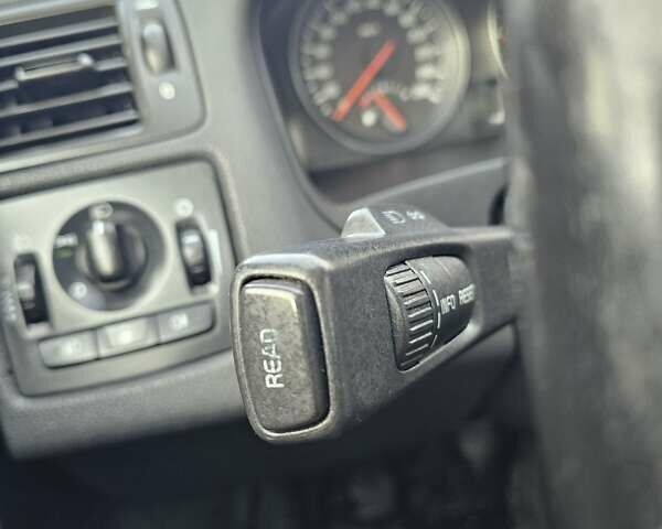 Сірий Вольво V50, об'ємом двигуна 1.6 л та пробігом 243 тис. км за 6700 $, фото 16 на Automoto.ua