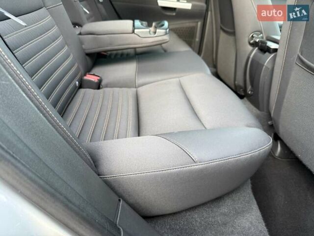 Серый Вольво В50, объемом двигателя 1.6 л и пробегом 229 тыс. км за 7950 $, фото 115 на Automoto.ua