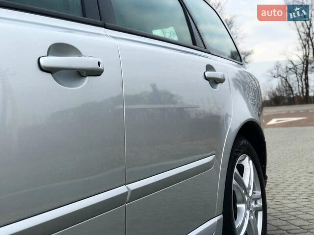 Серый Вольво В50, объемом двигателя 1.6 л и пробегом 160 тыс. км за 8799 $, фото 25 на Automoto.ua