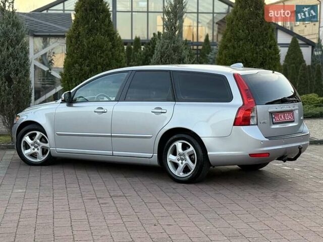 Серый Вольво В50, объемом двигателя 1.6 л и пробегом 229 тыс. км за 7950 $, фото 29 на Automoto.ua