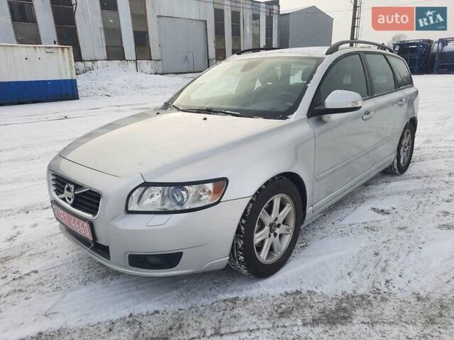 Сірий Вольво V50, об'ємом двигуна 1.6 л та пробігом 221 тис. км за 8199 $, фото 15 на Automoto.ua