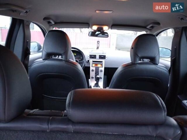 Серый Вольво В50, объемом двигателя 1.56 л и пробегом 211 тыс. км за 8699 $, фото 11 на Automoto.ua