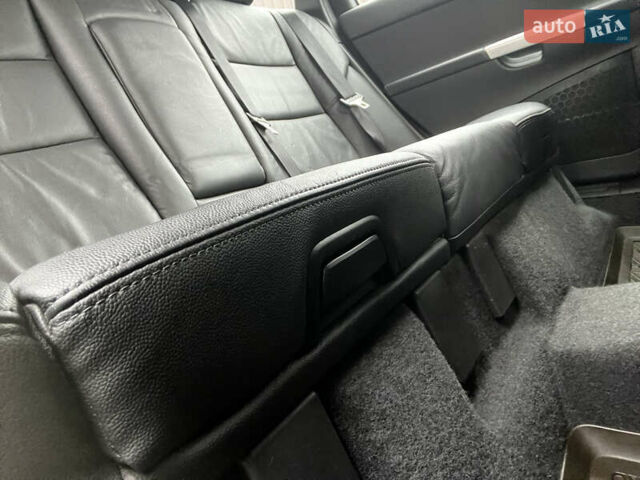 Серый Вольво В50, объемом двигателя 2 л и пробегом 205 тыс. км за 9200 $, фото 81 на Automoto.ua