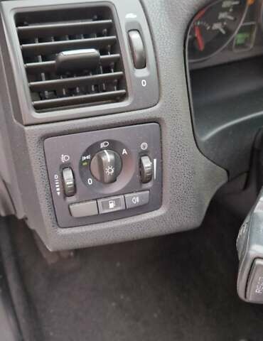 Сірий Вольво V50, об'ємом двигуна 1.6 л та пробігом 238 тис. км за 7800 $, фото 16 на Automoto.ua