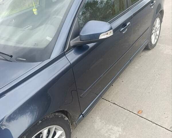 Сірий Вольво V50, об'ємом двигуна 1.6 л та пробігом 296 тис. км за 7100 $, фото 5 на Automoto.ua