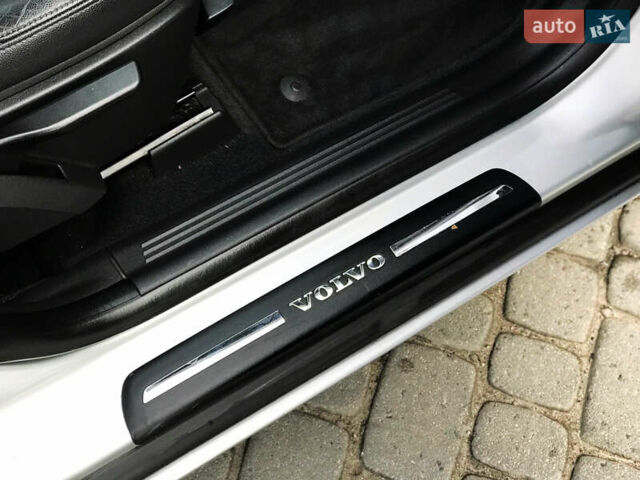 Серый Вольво В50, объемом двигателя 1.6 л и пробегом 160 тыс. км за 8799 $, фото 119 на Automoto.ua