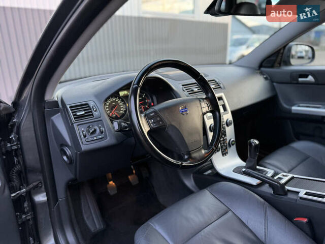 Серый Вольво В50, объемом двигателя 1.6 л и пробегом 228 тыс. км за 8950 $, фото 30 на Automoto.ua