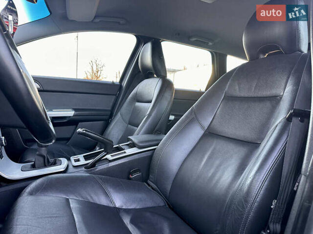 Серый Вольво В50, объемом двигателя 1.6 л и пробегом 215 тыс. км за 7499 $, фото 112 на Automoto.ua