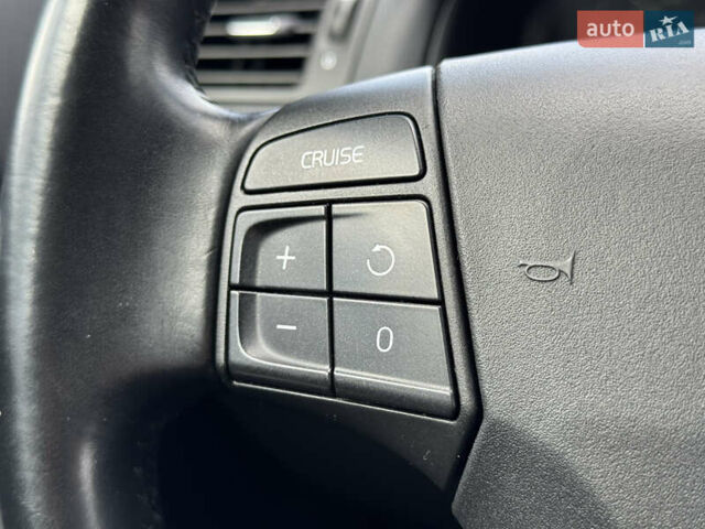 Сірий Вольво V50, об'ємом двигуна 1.6 л та пробігом 212 тис. км за 8999 $, фото 61 на Automoto.ua