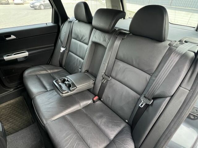 Серый Вольво В50, объемом двигателя 1.6 л и пробегом 240 тыс. км за 8999 $, фото 14 на Automoto.ua