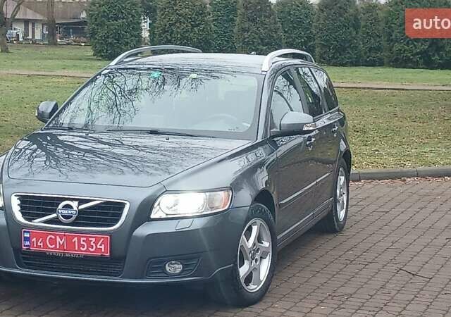 Сірий Вольво V50, об'ємом двигуна 0 л та пробігом 225 тис. км за 8750 $, фото 89 на Automoto.ua