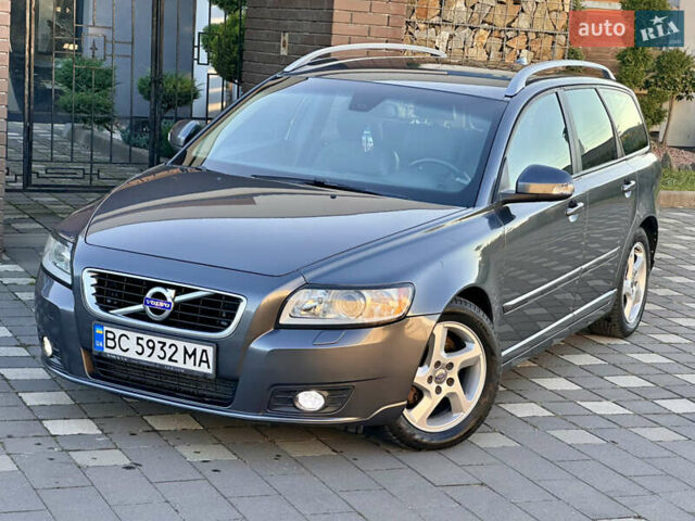 Серый Вольво В50, объемом двигателя 1.6 л и пробегом 215 тыс. км за 7499 $, фото 33 на Automoto.ua