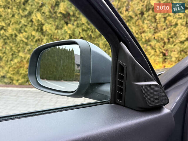 Серый Вольво В50, объемом двигателя 1.6 л и пробегом 222 тыс. км за 8500 $, фото 40 на Automoto.ua