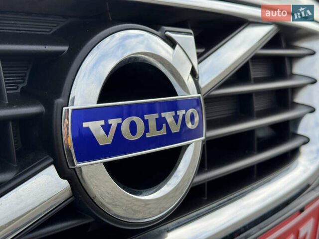 Сірий Вольво V50, об'ємом двигуна 1.6 л та пробігом 218 тис. км за 8899 $, фото 5 на Automoto.ua