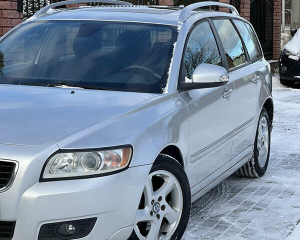 Сірий Вольво V50, об'ємом двигуна 1.6 л та пробігом 240 тис. км за 8000 $, фото 18 на Automoto.ua