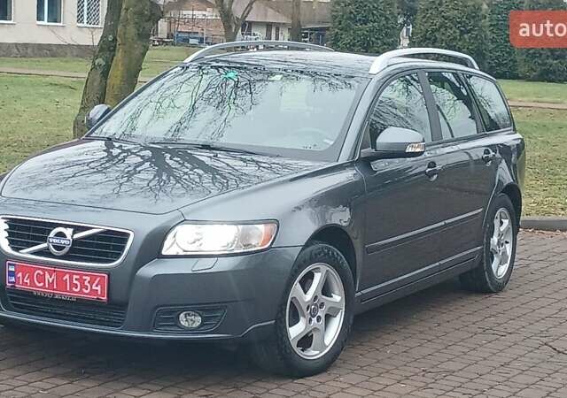 Сірий Вольво V50, об'ємом двигуна 0 л та пробігом 225 тис. км за 8750 $, фото 79 на Automoto.ua