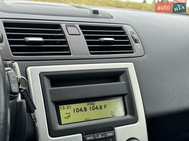 Сірий Вольво V50, об'ємом двигуна 1.6 л та пробігом 218 тис. км за 8899 $, фото 59 на Automoto.ua