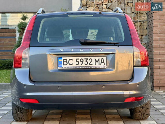 Серый Вольво В50, объемом двигателя 1.6 л и пробегом 215 тыс. км за 7499 $, фото 81 на Automoto.ua