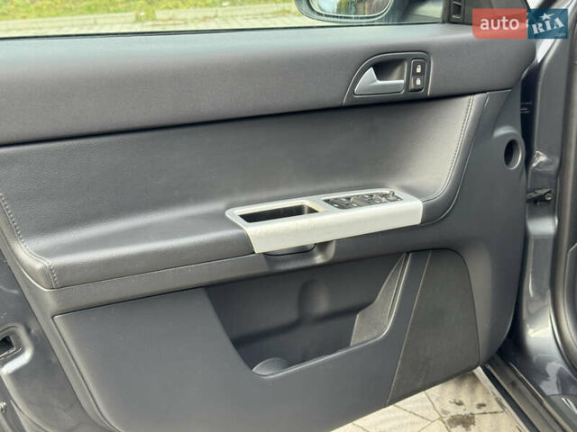 Сірий Вольво V50, об'ємом двигуна 1.6 л та пробігом 218 тис. км за 8899 $, фото 39 на Automoto.ua