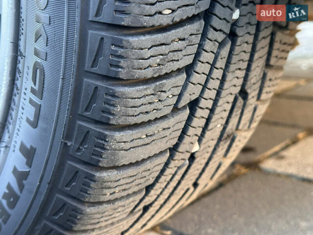 Серый Вольво В50, объемом двигателя 1.6 л и пробегом 215 тыс. км за 7499 $, фото 19 на Automoto.ua