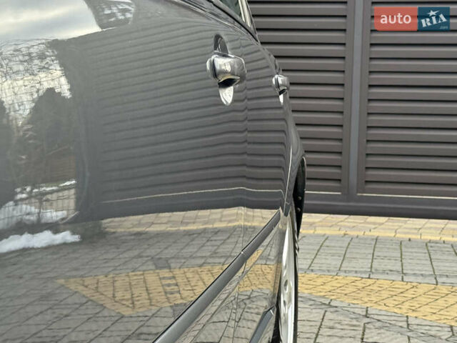 Сірий Вольво V50, об'ємом двигуна 1.6 л та пробігом 218 тис. км за 8899 $, фото 33 на Automoto.ua