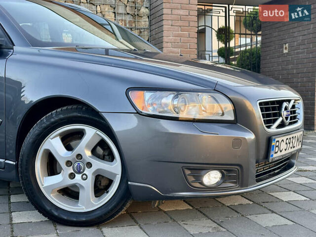 Серый Вольво В50, объемом двигателя 1.6 л и пробегом 215 тыс. км за 7499 $, фото 63 на Automoto.ua