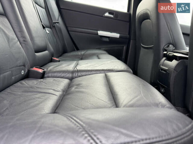 Сірий Вольво V50, об'ємом двигуна 1.6 л та пробігом 218 тис. км за 8899 $, фото 83 на Automoto.ua