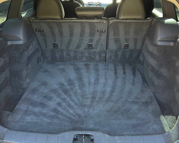 Серый Вольво В50, объемом двигателя 1.6 л и пробегом 245 тыс. км за 8500 $, фото 8 на Automoto.ua