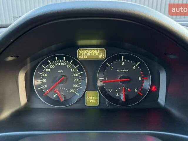 Серый Вольво В50, объемом двигателя 1.6 л и пробегом 228 тыс. км за 8950 $, фото 39 на Automoto.ua