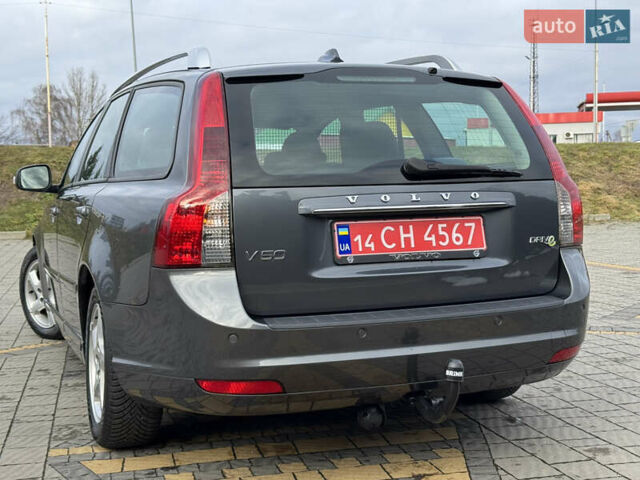 Сірий Вольво V50, об'ємом двигуна 1.6 л та пробігом 218 тис. км за 8899 $, фото 19 на Automoto.ua