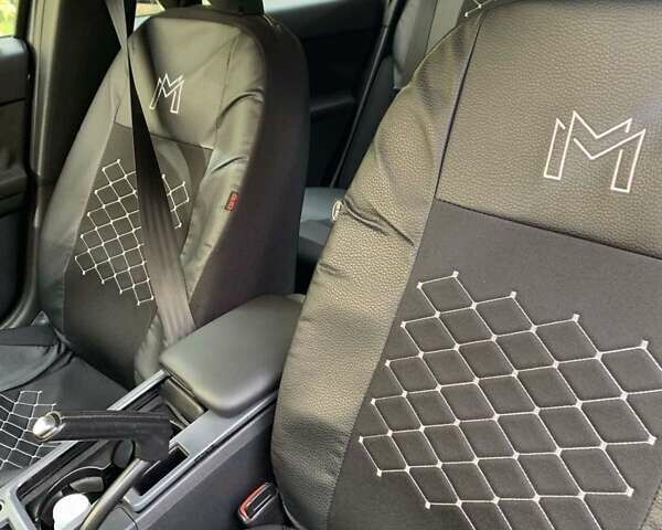 Сірий Вольво V50, об'ємом двигуна 1.56 л та пробігом 294 тис. км за 8500 $, фото 4 на Automoto.ua