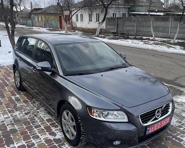 Сірий Вольво V50, об'ємом двигуна 1.6 л та пробігом 193 тис. км за 9200 $, фото 3 на Automoto.ua