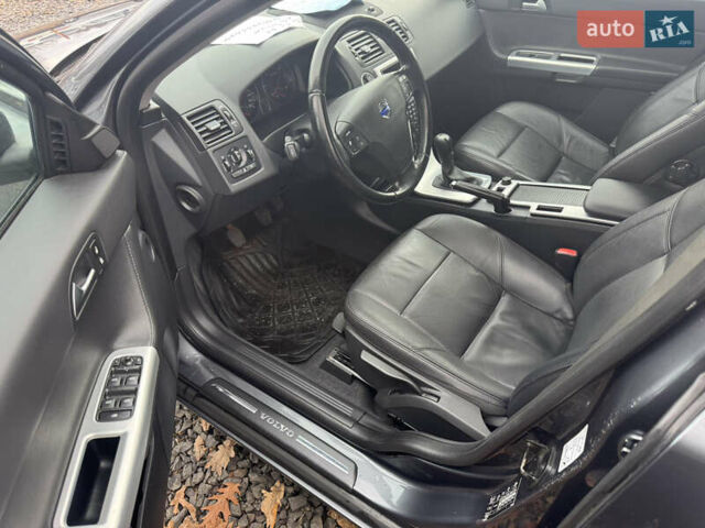 Сірий Вольво V50, об'ємом двигуна 1.6 л та пробігом 200 тис. км за 9300 $, фото 9 на Automoto.ua