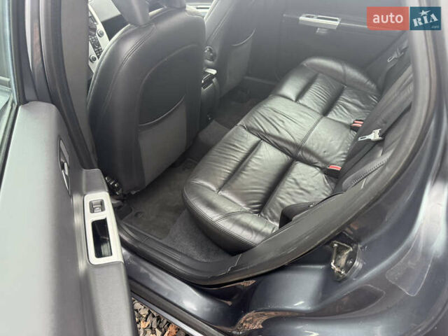 Сірий Вольво V50, об'ємом двигуна 1.6 л та пробігом 200 тис. км за 9300 $, фото 12 на Automoto.ua