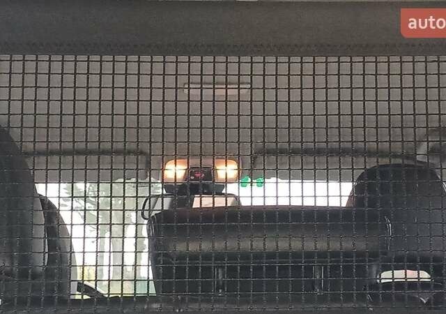 Сірий Вольво V50, об'ємом двигуна 0 л та пробігом 225 тис. км за 8750 $, фото 50 на Automoto.ua