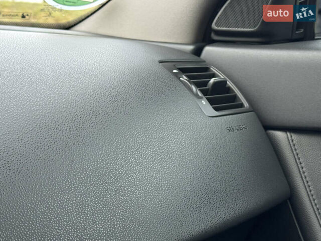 Сірий Вольво V50, об'ємом двигуна 1.6 л та пробігом 218 тис. км за 8899 $, фото 65 на Automoto.ua