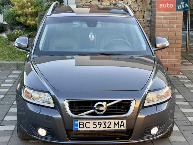 Серый Вольво В50, объемом двигателя 1.6 л и пробегом 215 тыс. км за 7499 $, фото 78 на Automoto.ua