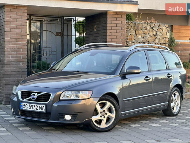 Серый Вольво В50, объемом двигателя 1.6 л и пробегом 215 тыс. км за 7499 $, фото 31 на Automoto.ua