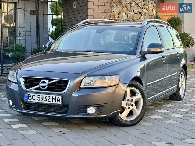 Серый Вольво В50, объемом двигателя 1.6 л и пробегом 215 тыс. км за 7499 $, фото 29 на Automoto.ua