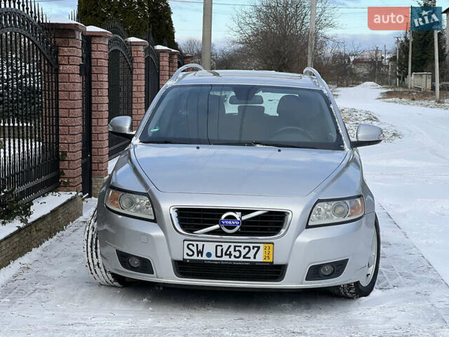 Сірий Вольво V50, об'ємом двигуна 1.6 л та пробігом 240 тис. км за 8000 $, фото 14 на Automoto.ua